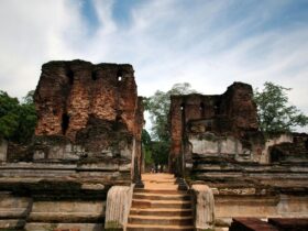 Peninggalan Kerajaan Mataram Kuno Jejak Peradaban Besar di Tanah Jawa