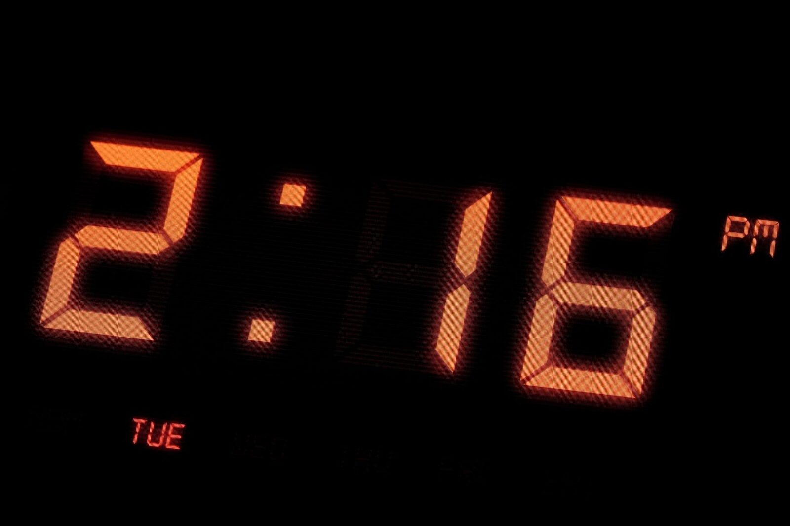 Apa Itu 2 PM dan Berapa Jam dalam Format 24 Jam