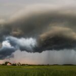 Cuaca Ekstrem: Penyebab, Dampak, dan Cara Menghadapinya Secara Bijak