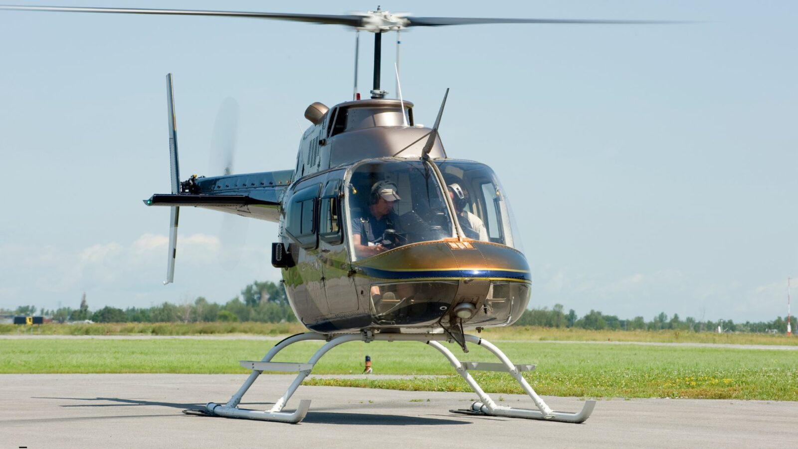 Harga Helikopter: Kisaran Biaya, Jenis, dan Faktor yang Mempengaruhinya