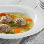 Resep Bakso Sapi Rumahan yang Kenyal, Gurih, dan Mudah Dibuat